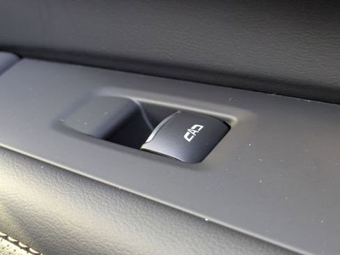 New 2026 Chevrolet Suburban High Country image 41