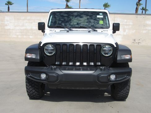 Used 2022 Jeep Wrangler Unlimited Sport image 3