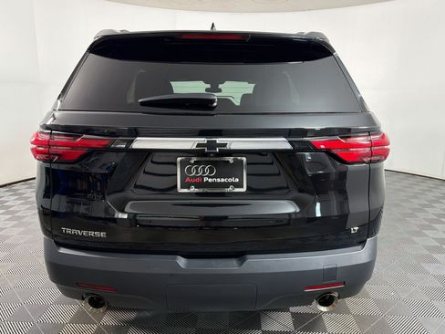 Used 2023 Chevrolet Traverse LT w/ LPO, Floor Liner Package FWD image 7