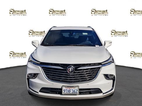 Used 2022 Buick Enclave Premium image 2