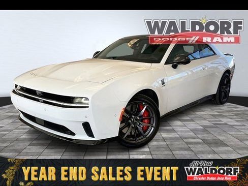 New 2024 Dodge Charger Scat Pack w/ Plus Group image 2