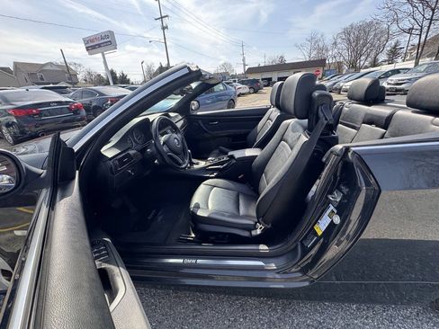 Used 2010 BMW 328i Convertible RWD image 31