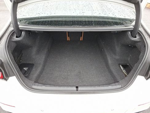 Used 2022 BMW 530i xDrive w/ Premium Package image 28