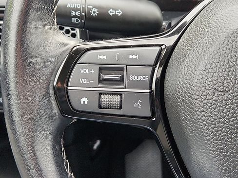 Used 2024 Honda Civic EX-L image 21