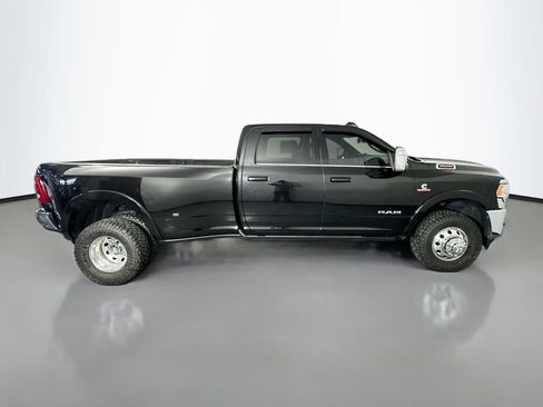 Used 2024 RAM 3500 Limited AWD/4WD image 7