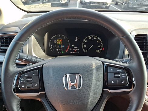 Certified 2025 Honda Odyssey EX-L image 22