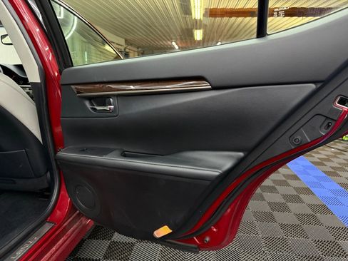 Used 2015 Lexus ES 350 image 8