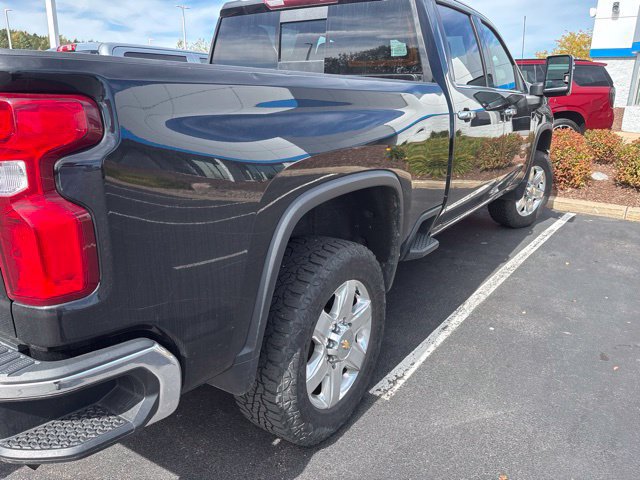 Used 2022 Chevrolet Silverado 3500 LTZ AWD/4WD image 4