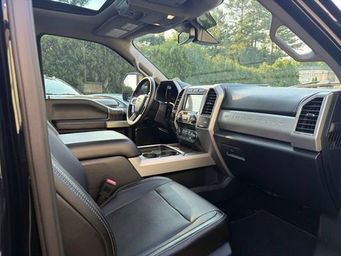 Used 2019 Ford F350 Lariat w/ Lariat Ultimate Package AWD/4WD image 11