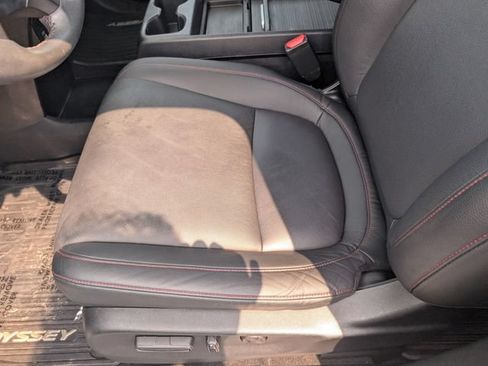 Used 2024 Honda Odyssey Sport image 19