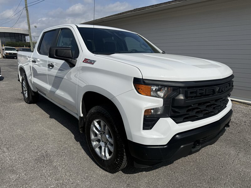 Used 2023 Chevrolet Silverado 1500 W/T w/ WT Value Package AWD/4WD image 4