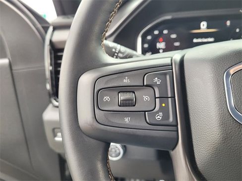 Used 2025 GMC Sierra 2500 AT4 w/ AT4 Premium Plus Package image 21