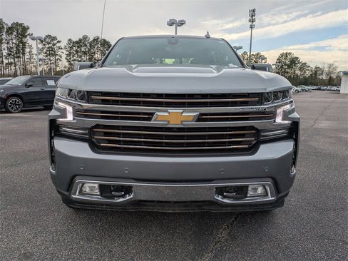 Used 2021 Chevrolet Silverado 1500 High Country w/ Technology Package image 9