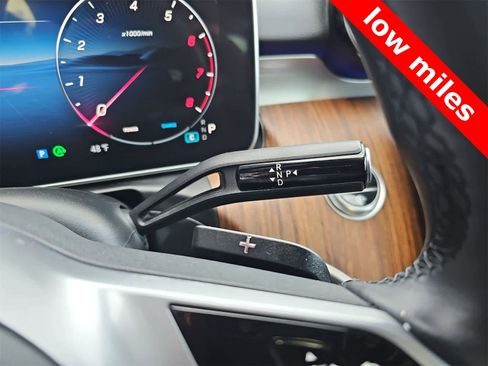 Used 2025 Mercedes-Benz C 300 Sedan image 21