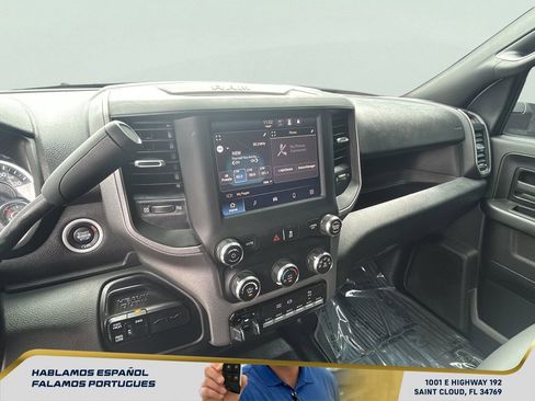 Used 2024 RAM 3500 Tradesman w/ Chrome Appearance Group AWD/4WD image 18