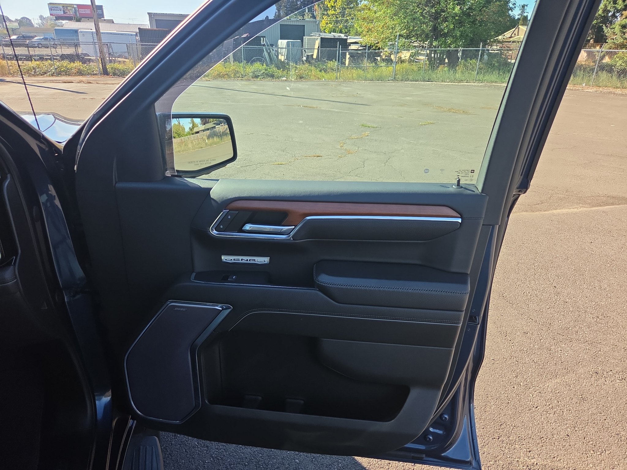 Used 2022 GMC Sierra 1500 Denali w/ Technology Package AWD/4WD image 24