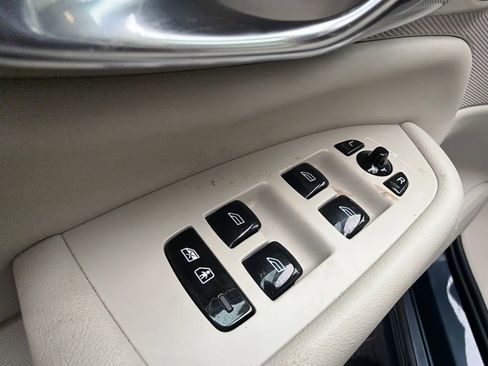 Certified 2023 Volvo XC90 B5 Core image 23