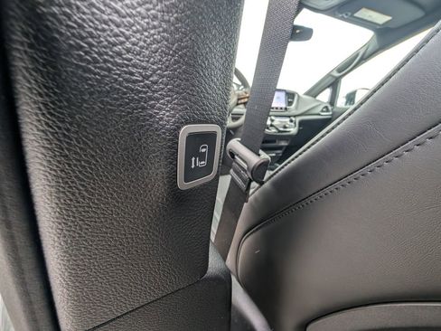 New 2026 Chrysler Pacifica Select w/ S Appearance Package FWD image 34