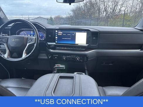 Used 2022 Chevrolet Silverado 1500 RST w/ Convenience Package II AWD/4WD image 10