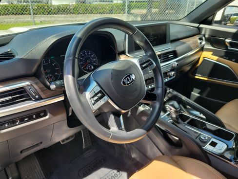 Used 2020 Kia Telluride SX w/ Towing Package FWD image 27