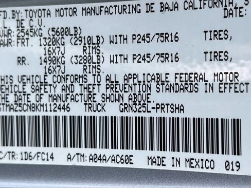 Certified 2019 Toyota Tacoma SR5 image 27