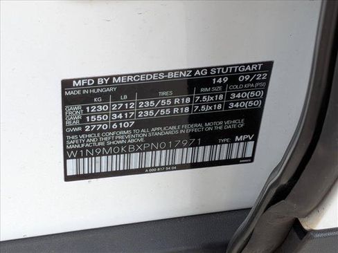 Used 2023 Mercedes-Benz EQB 300 4MATIC w/ Pinnacle Package image 25