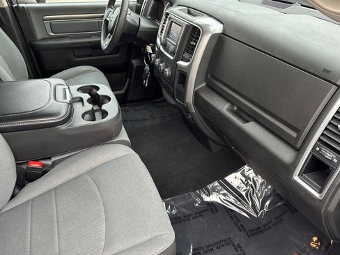 Used 2024 RAM 1500 Classic SLT image 18