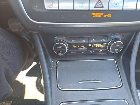 Used 2018 Mercedes-Benz CLA 250 4MATIC image 6