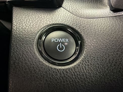 Used 2026 Toyota Camry SE FWD image 18