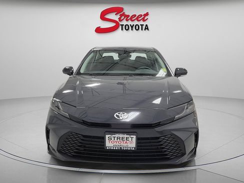 Certified 2025 Toyota Camry LE image 4