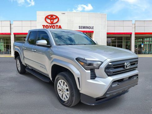 Used 2024 Toyota Tacoma SR5 image 2