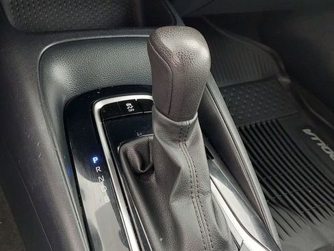 Used 2023 Toyota Corolla LE image 27