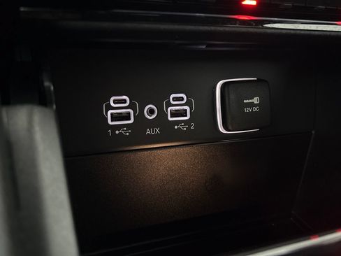 Used 2025 Jeep Grand Cherokee Laredo RWD image 20