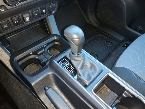 Used 2023 Toyota Tacoma TRD Off-Road w/ Technology Package image 16