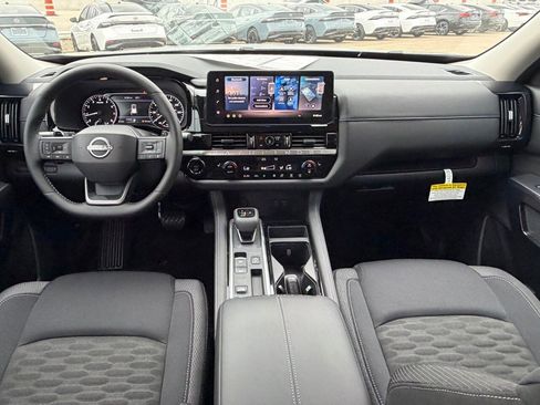 New 2026 Nissan Pathfinder SV image 8