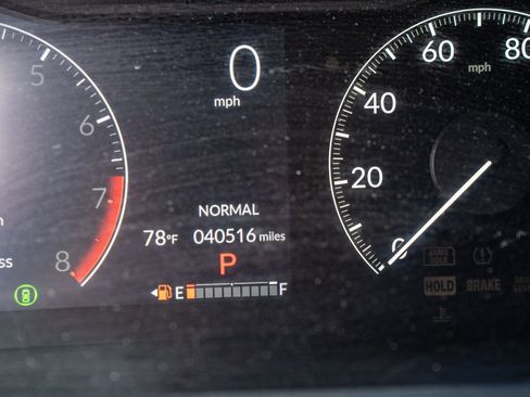 Certified 2024 Honda HR-V Sport image 36