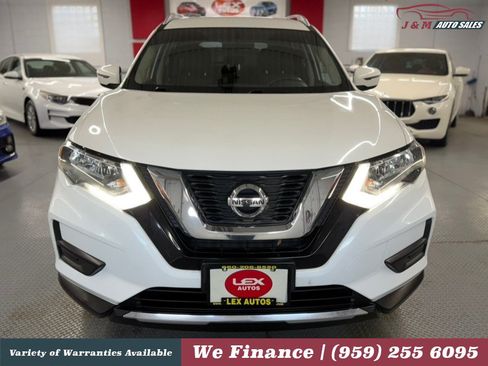 Used 2017 Nissan Rogue S w/ S Appearance Package AWD/4WD image 3