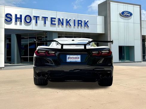 Used 2024 Chevrolet Corvette Stingray Coupe w/ 1LT image 7