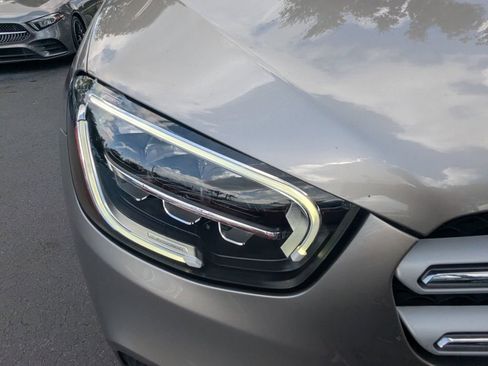 Certified 2022 Mercedes-Benz GLC 300 image 20