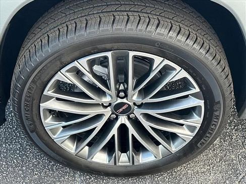 New 2026 GMC Terrain Denali AWD/4WD image 18