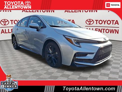 Used 2025 Toyota Corolla SE w/ Convenience Package FWD image 1