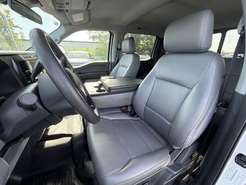 Used 2025 Ford F550 4x4 Crew Cab Super Duty image 17