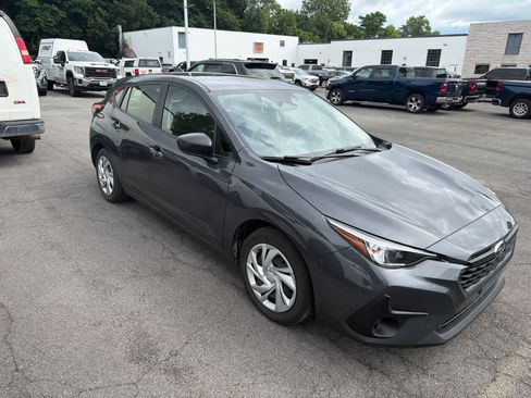 Used 2024 Subaru Impreza 2.0i AWD/4WD image 16