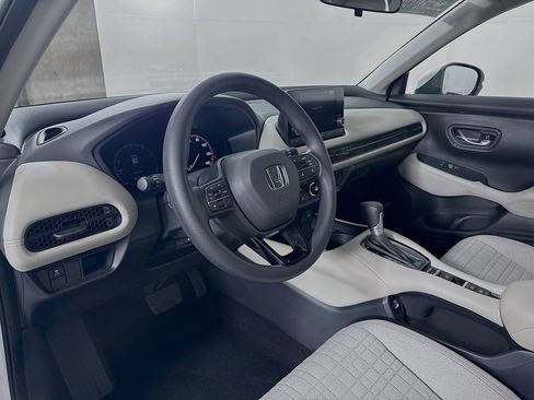 Certified 2023 Honda HR-V LX image 9