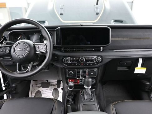 New 2025 Jeep Wrangler Unlimited Rubicon 392 image 29