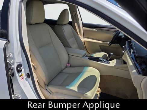 Used 2013 Lexus ES 350 w/ Luxury Pkg FWD image 16