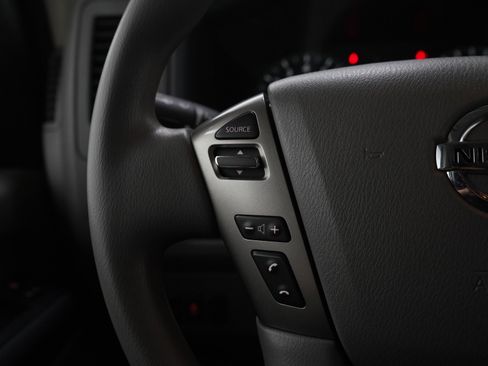 Used 2020 Nissan NV 3500 S image 23