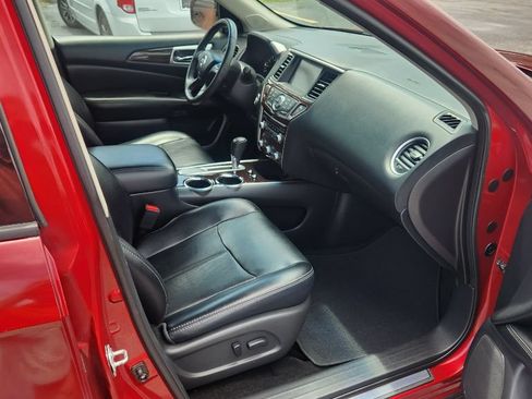 Used 2016 Nissan Pathfinder Platinum FWD image 19