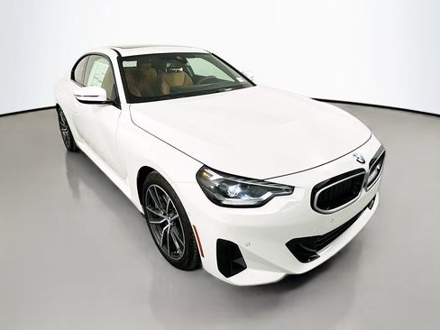 New 2026 BMW 230i Coupe w/ Convenience Package image 3