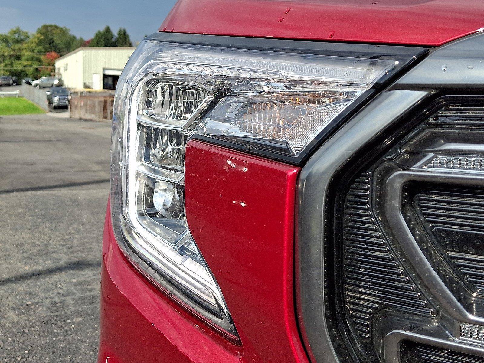 Used 2023 GMC Terrain AT4 AWD/4WD image 9